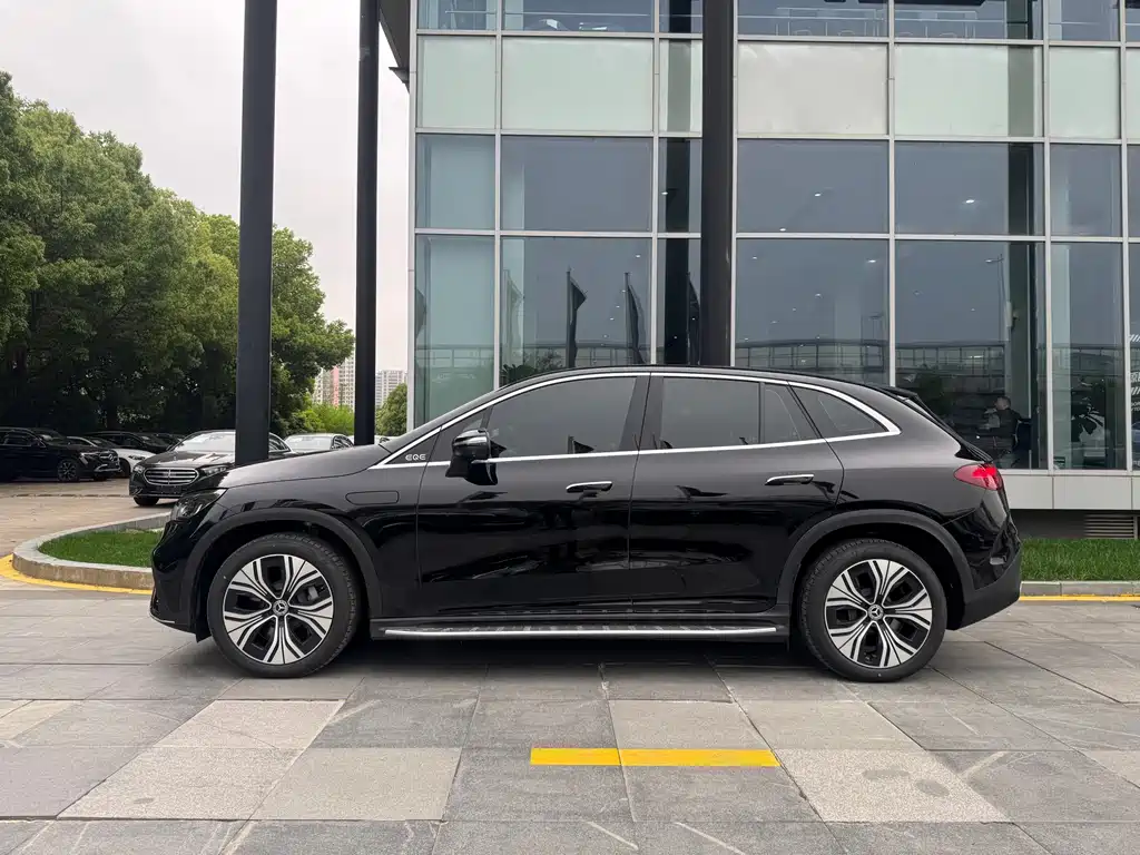 Mercedes-Benz Mercedes-Benz EQE SUV 2026 500 4MATIC Pioneer Edition 2026 - thumbnail 5