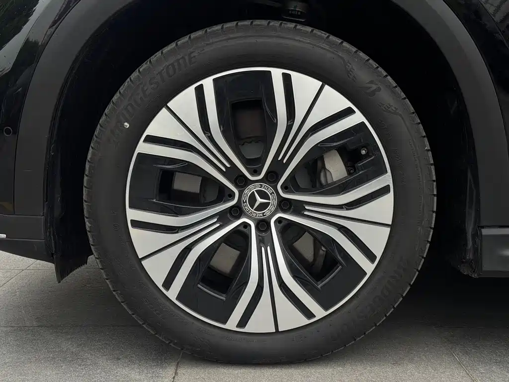 Mercedes-Benz Mercedes-Benz EQE SUV 2026 500 4MATIC Pioneer Edition 2026 - thumbnail 6