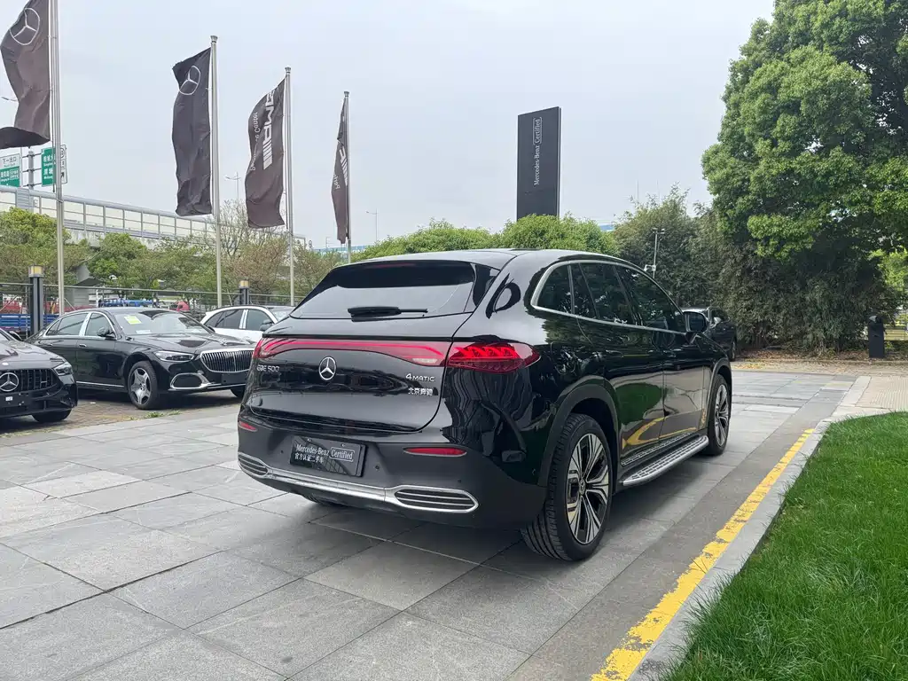 Mercedes-Benz Mercedes-Benz EQE SUV 2026 500 4MATIC Pioneer Edition 2026 - thumbnail 15