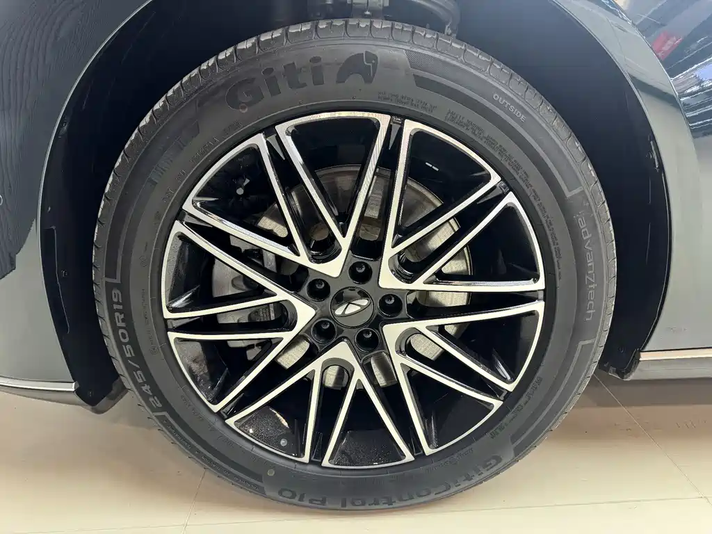 Chery Fengyun Chery Arrizo A9L 2025 Model 260 Ultra Long Range Premium Edition 2025 - thumbnail 16