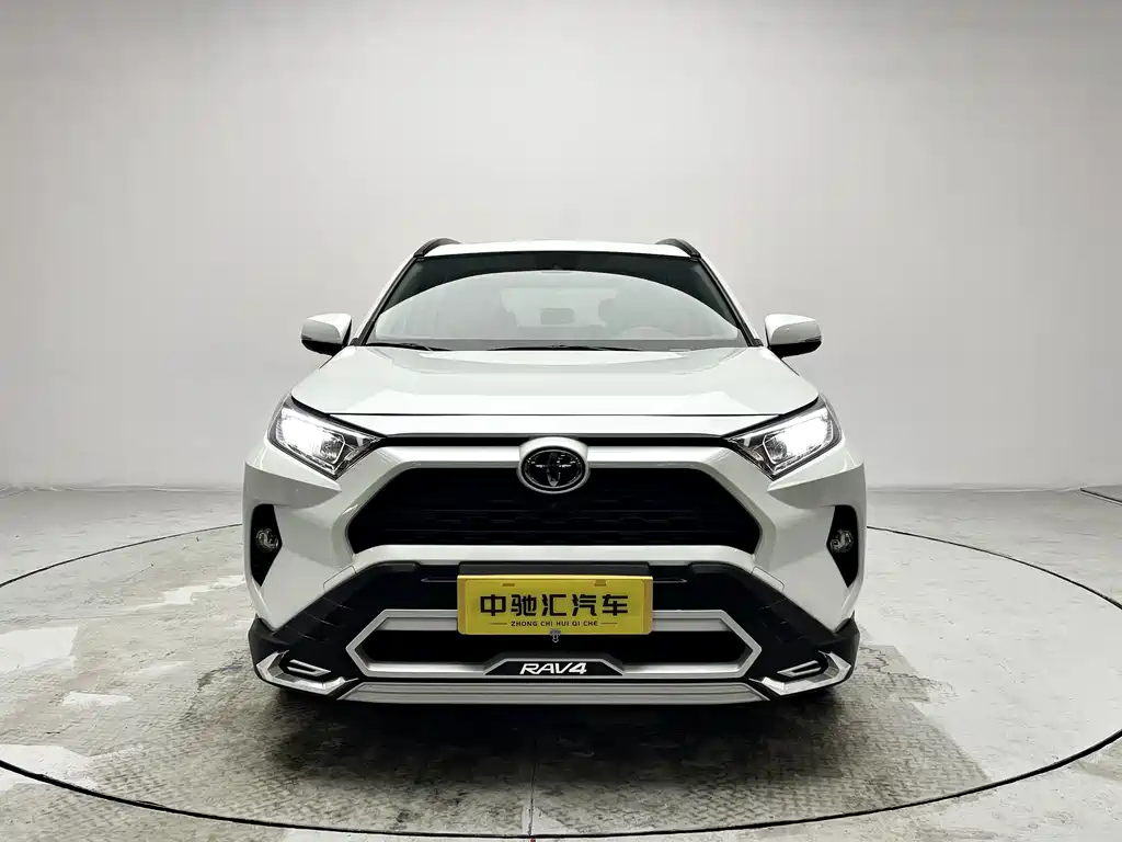 Toyota RAV4 2021 2.0L CVT 2WD Fashion Edition 2021 - thumbnail 2