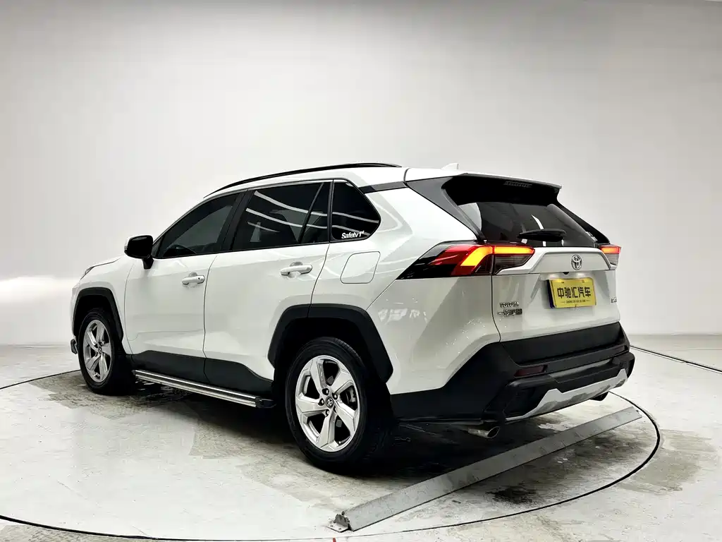 Toyota RAV4 2021 2.0L CVT 2WD Fashion Edition 2021 - thumbnail 19