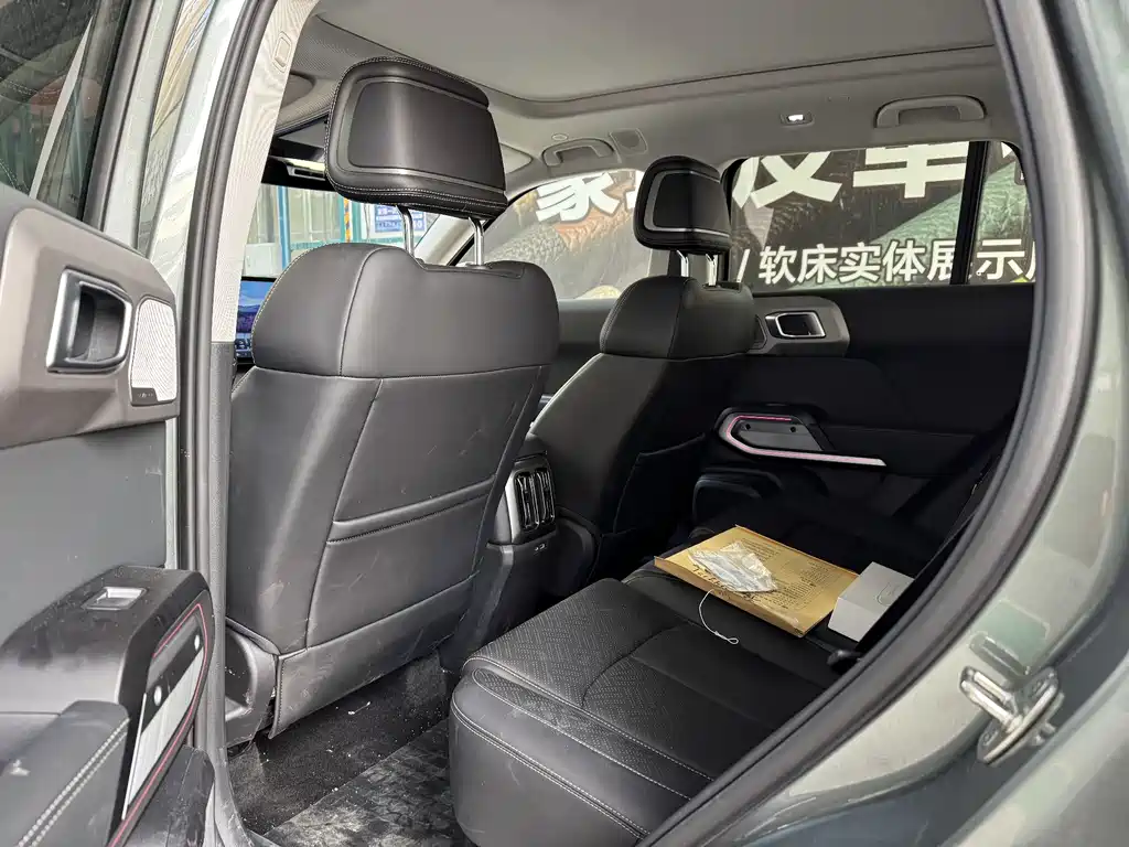 Fangchengbao Jetour T3 2025 501KM AWD Drone Edition 2025 - thumbnail 6