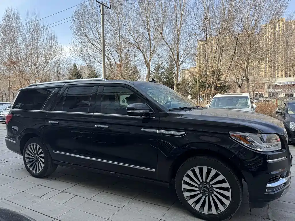 Lincoln Lincoln Navigator 2018 3.5T Reserve AWD Long Wheelbase Standard Version 2019 - thumbnail 5