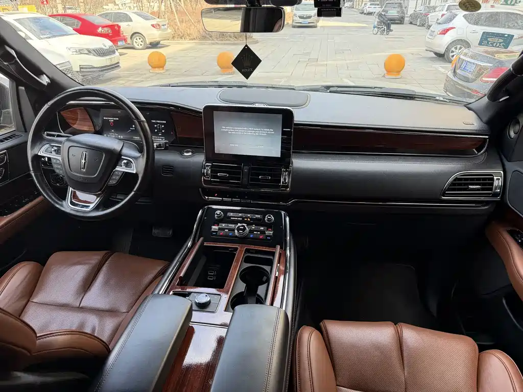 Lincoln Lincoln Navigator 2018 3.5T Reserve AWD Long Wheelbase Standard Version 2019 - thumbnail 11