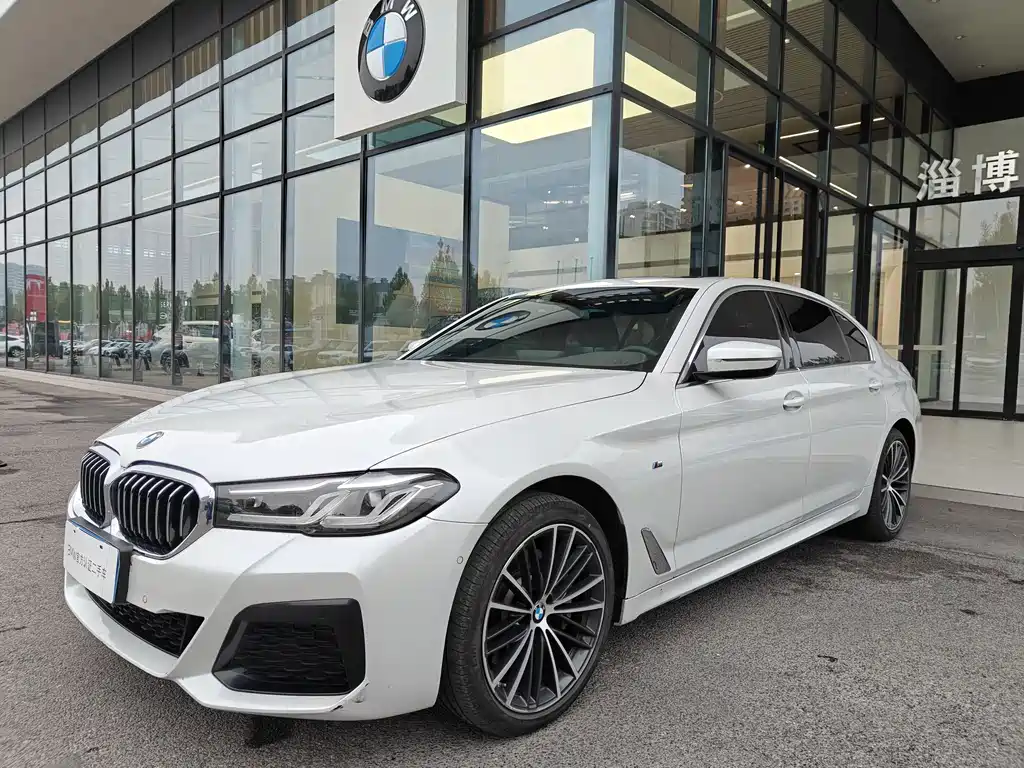 BMW BMW 5 Series 2022 530Li Leading M Sport Package 2022 - thumbnail 4