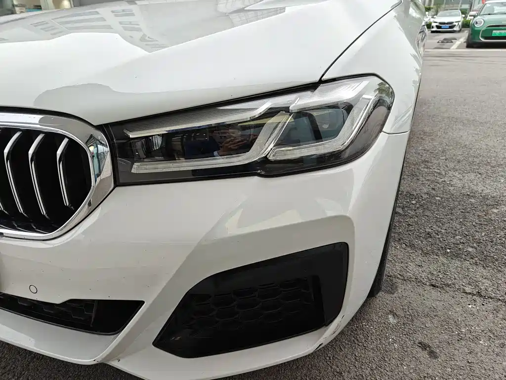 BMW BMW 5 Series 2022 530Li Leading M Sport Package 2022 - thumbnail 17
