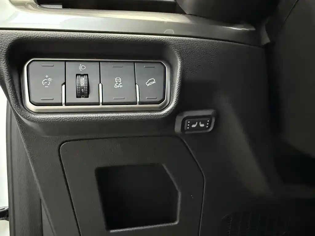 Haval Haval H6 2021 Guochao Edition 1.5T Automatic Urban Edition 2021 - thumbnail 9