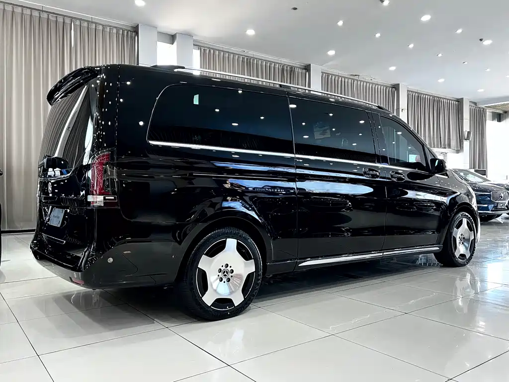 Mercedes-Benz Mercedes-Benz V-Class 2024 V 300 L Long Wheelbase Luxury Edition 2025 - thumbnail 4