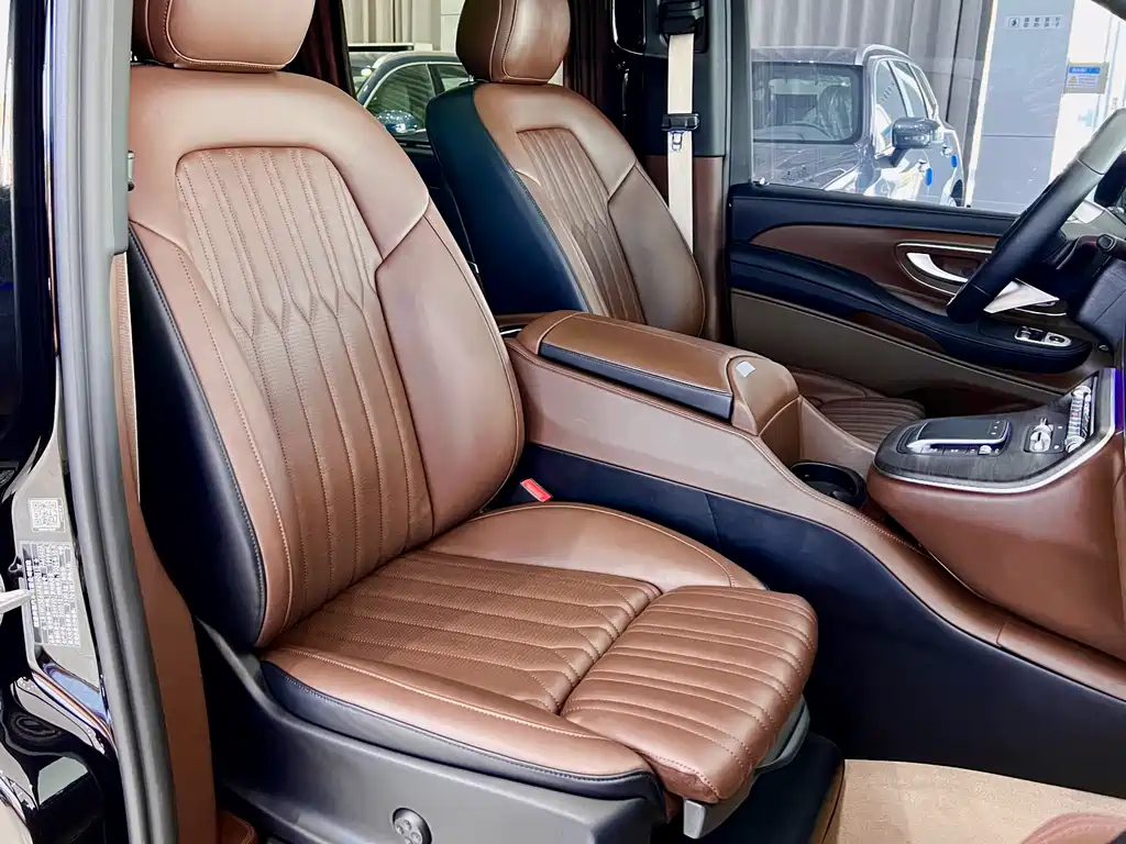 Mercedes-Benz Mercedes-Benz V-Class 2024 V 300 L Long Wheelbase Luxury Edition 2025 - thumbnail 8
