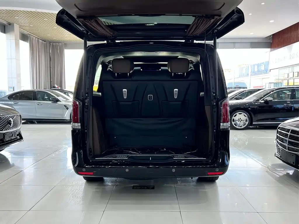 Mercedes-Benz Mercedes-Benz V-Class 2024 V 300 L Long Wheelbase Luxury Edition 2025 - thumbnail 27