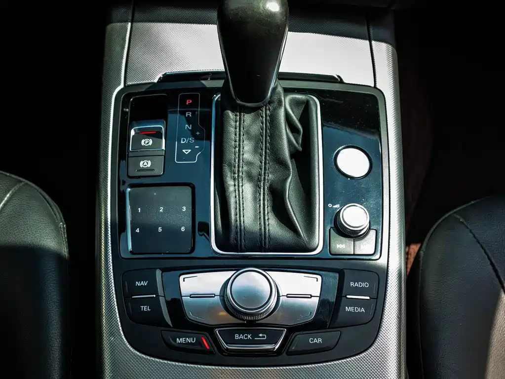 Audi Audi A6L 2017 30 FSI Technology Model 2016 - thumbnail 25