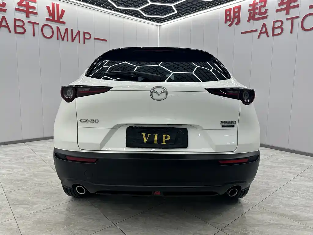 Mazda Mazda CX-30 2022 2.0L Automatic Quality Joy Edition 2022 - thumbnail 9