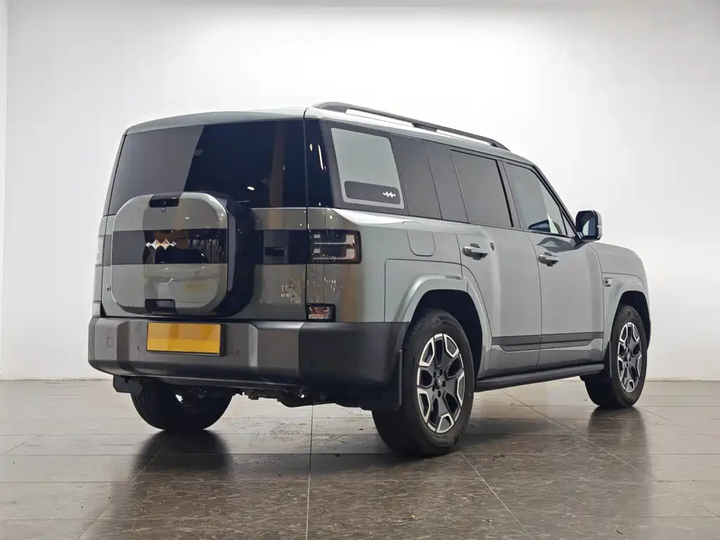 Fangchengbao Tian 7 2025 190KM AWD Max Edition 2025 - thumbnail 3