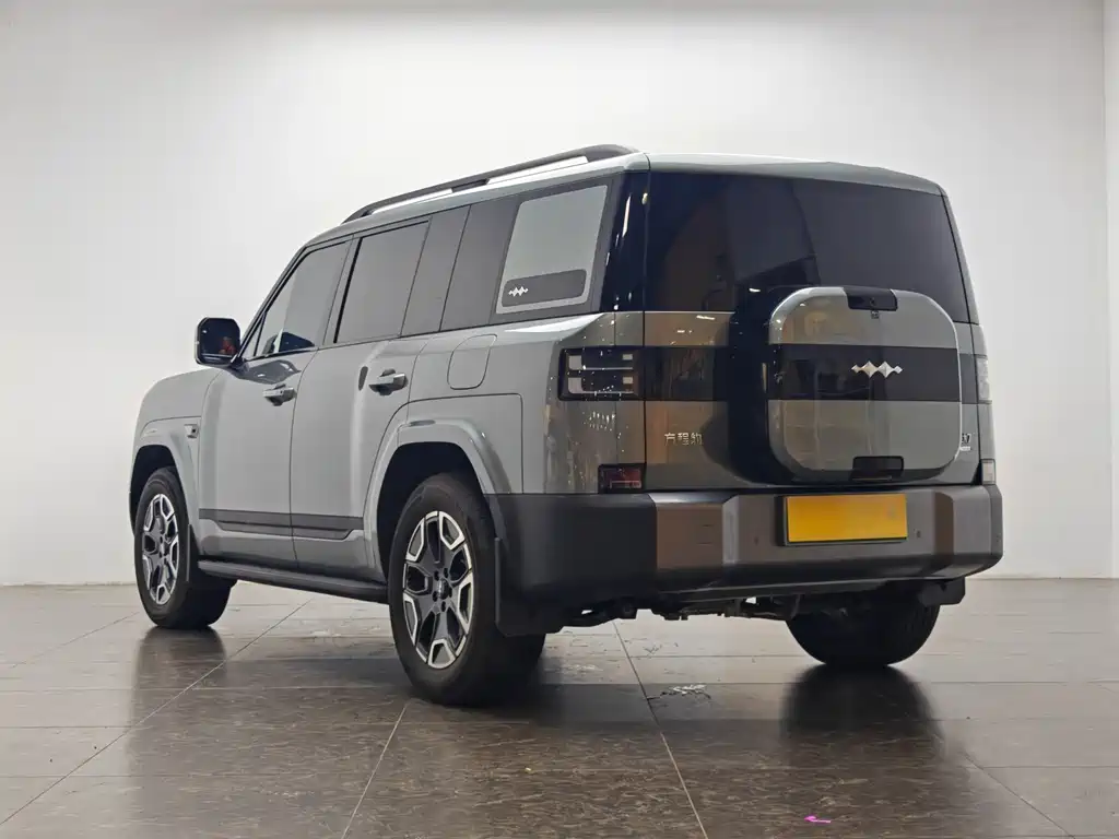Fangchengbao Tian 7 2025 190KM AWD Max Edition 2025 - thumbnail 4