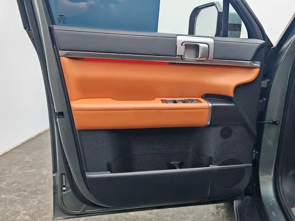 Fangchengbao Tian 7 2025 190KM AWD Max Edition 2025 - thumbnail 19