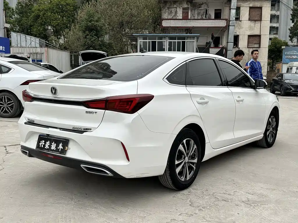Changan Changan Eado 2021 PLUS Blue Whale NE 1.4T GDI DCT Premium 2021 - thumbnail 5