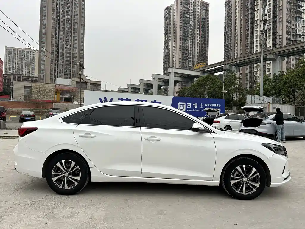 Changan Changan Eado 2021 PLUS Blue Whale NE 1.4T GDI DCT Premium 2021 - thumbnail 7