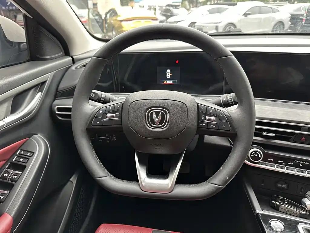 Changan Changan Eado 2021 PLUS Blue Whale NE 1.4T GDI DCT Premium 2021 - thumbnail 16
