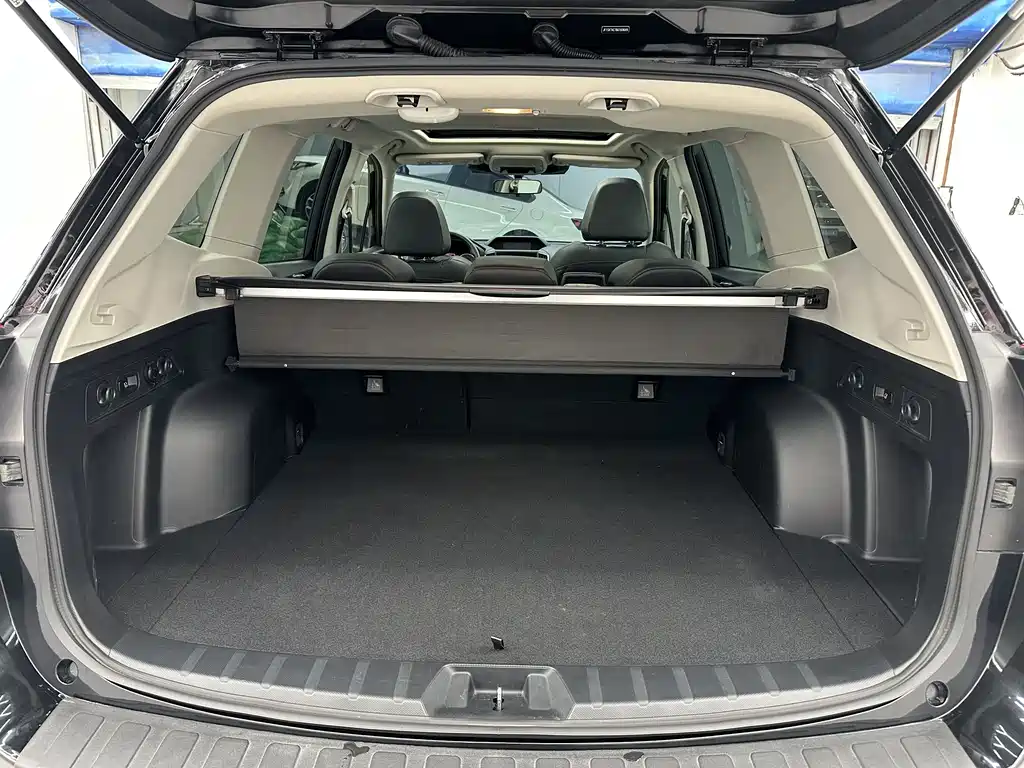 Subaru Subaru Forester 2022 2.0i AWD Premium Edition EyeSight 2023 - thumbnail 17