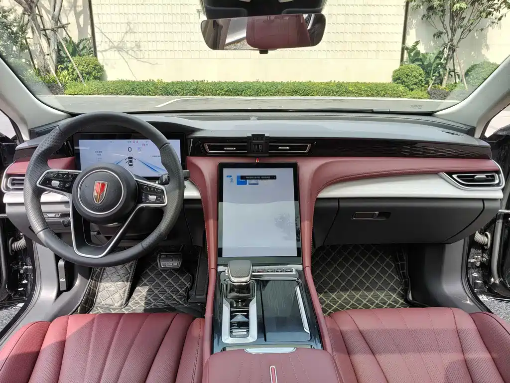 Hongqi Hongqi H5 2025 Model 2.0T Automatic Flag Enjoyment Edition 2025 - thumbnail 9
