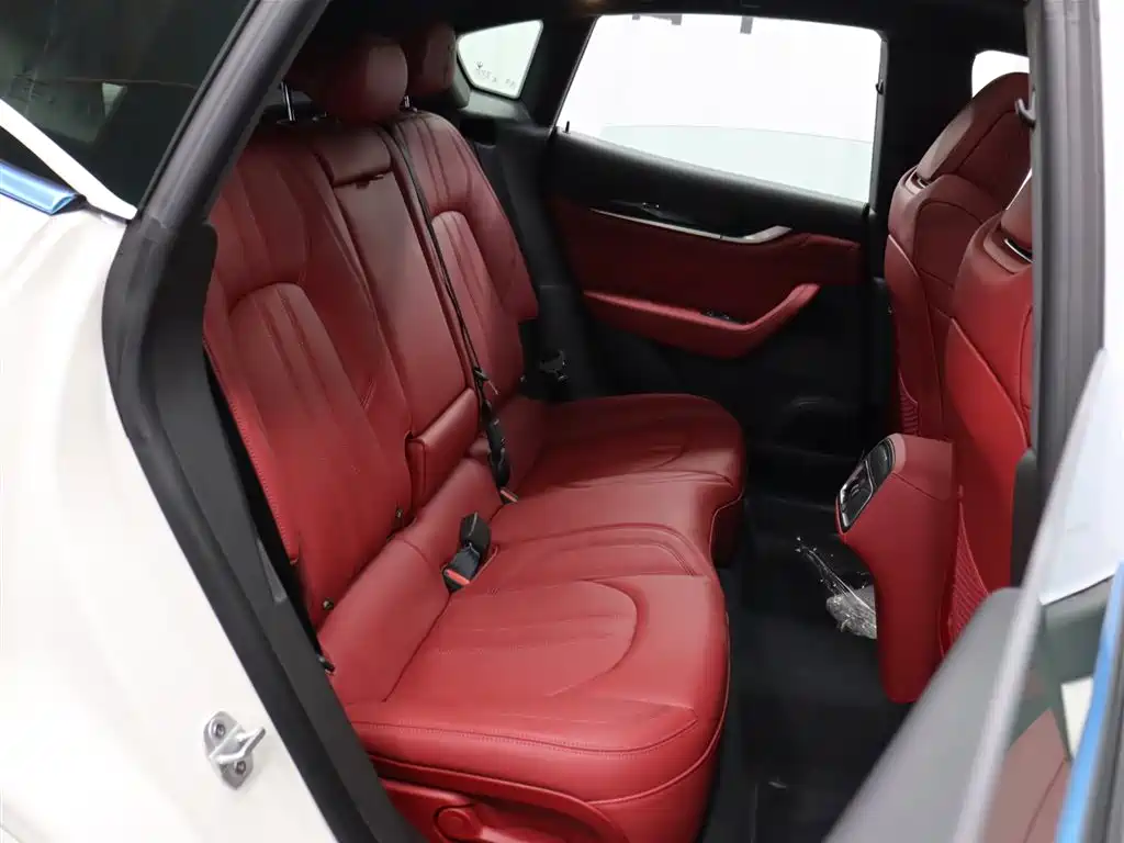 Maserati Maserati Levante 2023 2.0T GT 2026 - thumbnail 16