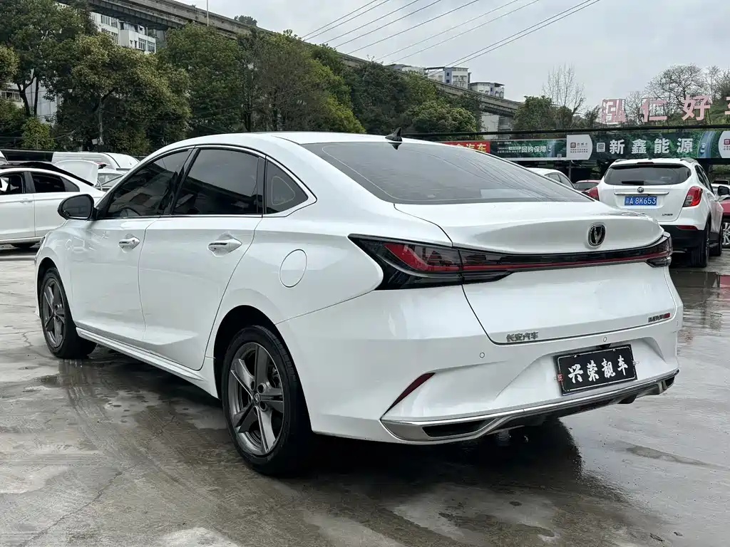 Changan Changan Raeton PLUS 2023 1.5T DCT Premium Edition 2023 - thumbnail 5