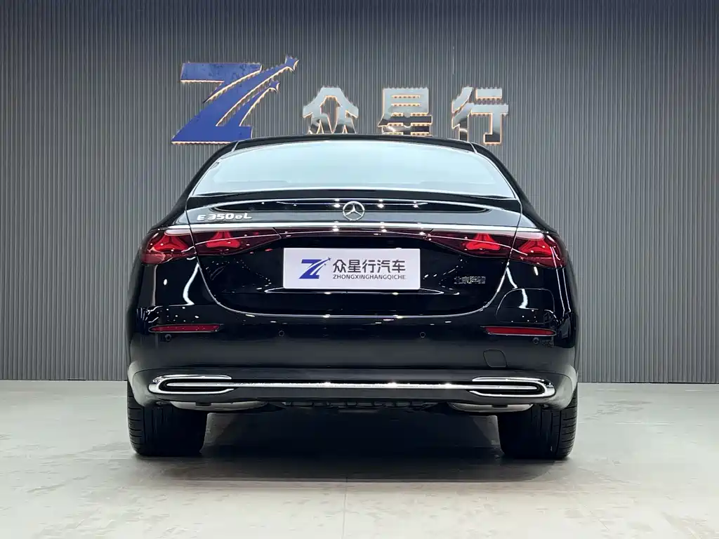 Mercedes-Benz Mercedes-Benz E-Class 2024 E 350 e L Plug-in Hybrid Sedan 2024 - thumbnail 3