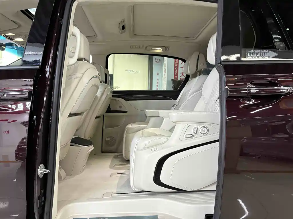 Buick Buick GL8 2020 Avenir Six-Seat Luxury Edition 2020 - thumbnail 12
