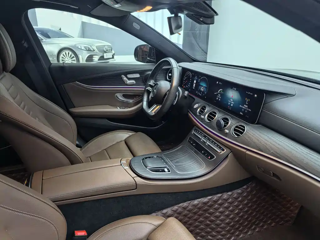 Mercedes-Benz Mercedes-Benz E-Class 2023 E 260 L Sport 2023 - thumbnail 18