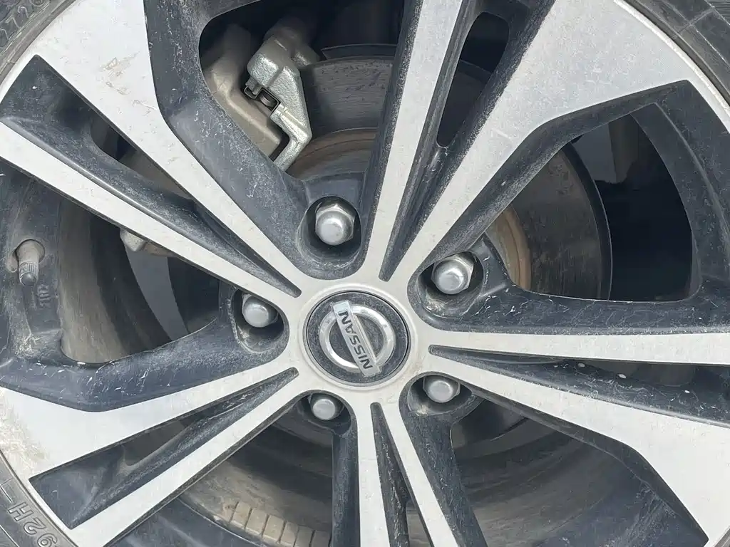 Nissan Nissan Sylphy 2021 Model 1.6L XL CVT Premium Edition 2020 - thumbnail 11