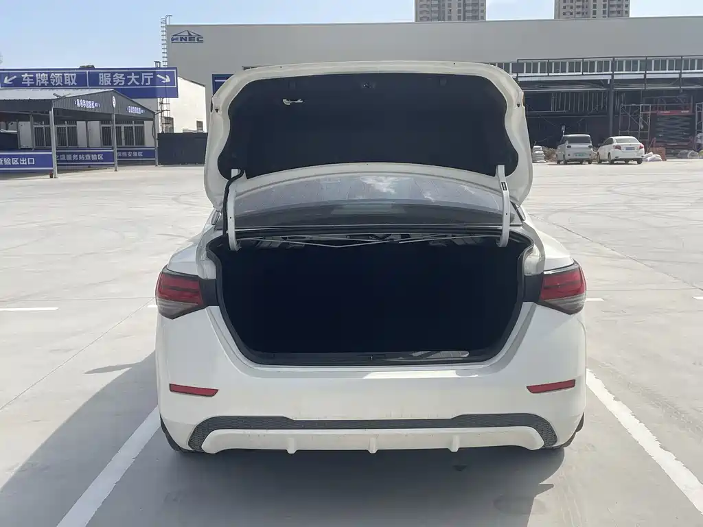 Nissan Nissan Sylphy 2021 Model 1.6L XL CVT Premium Edition 2020 - thumbnail 13