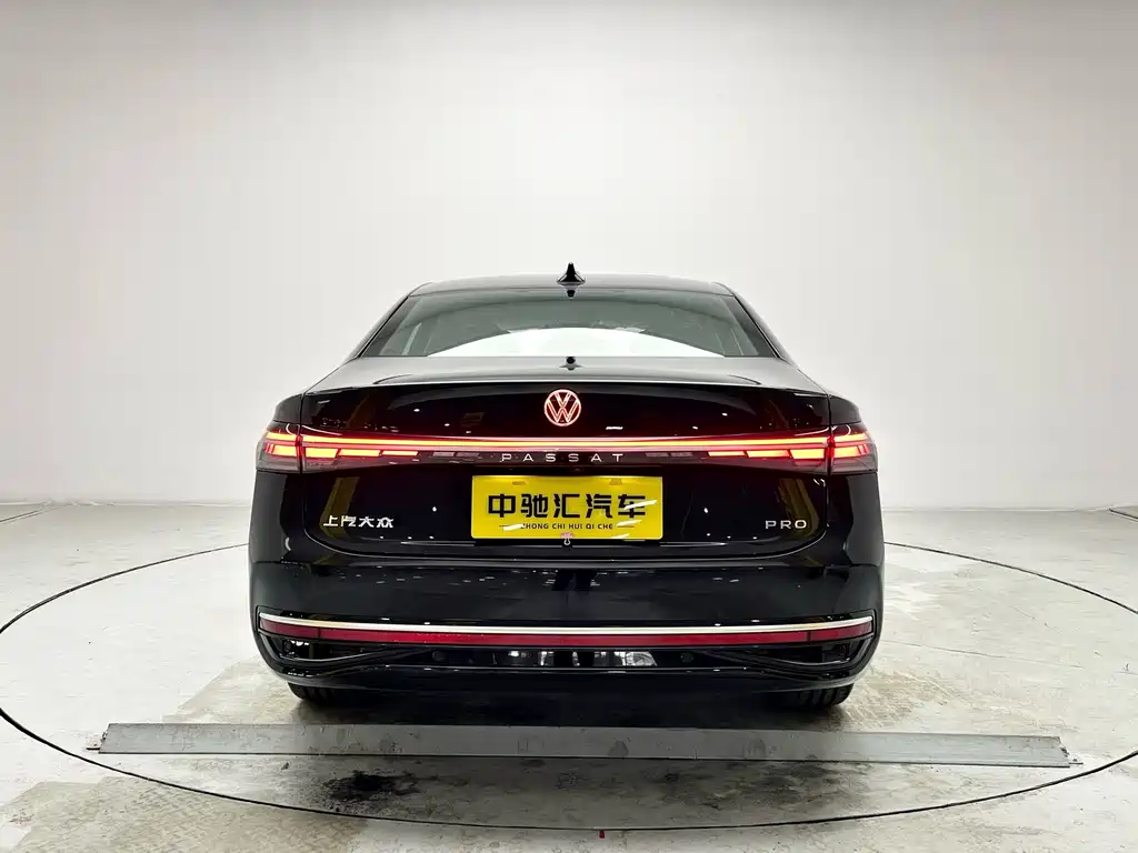 Volkswagen Passat 2025 Pro 380TSI Dragon尊 Edition 2026 - thumbnail 18