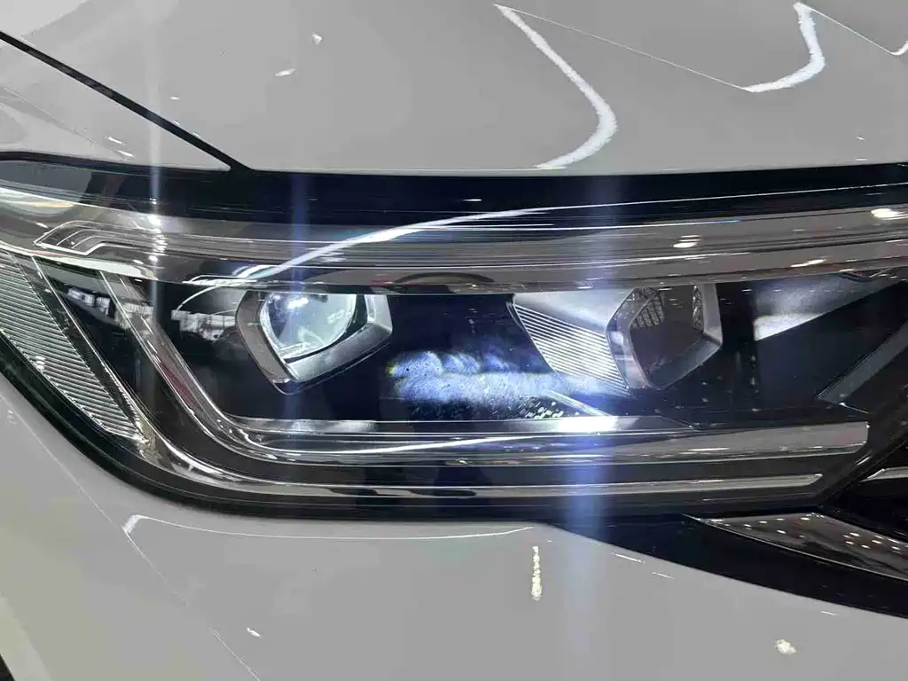 Volkswagen Volkswagen Sagitar 2025 300TSI DSG Beyond Edition 2025 - thumbnail 8