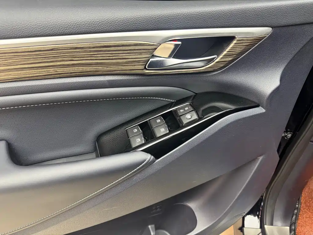 GAC Trumpchi GAC Trumpchi M8 2023 Model Leader Series 390T Premium Edition 2024 - thumbnail 11