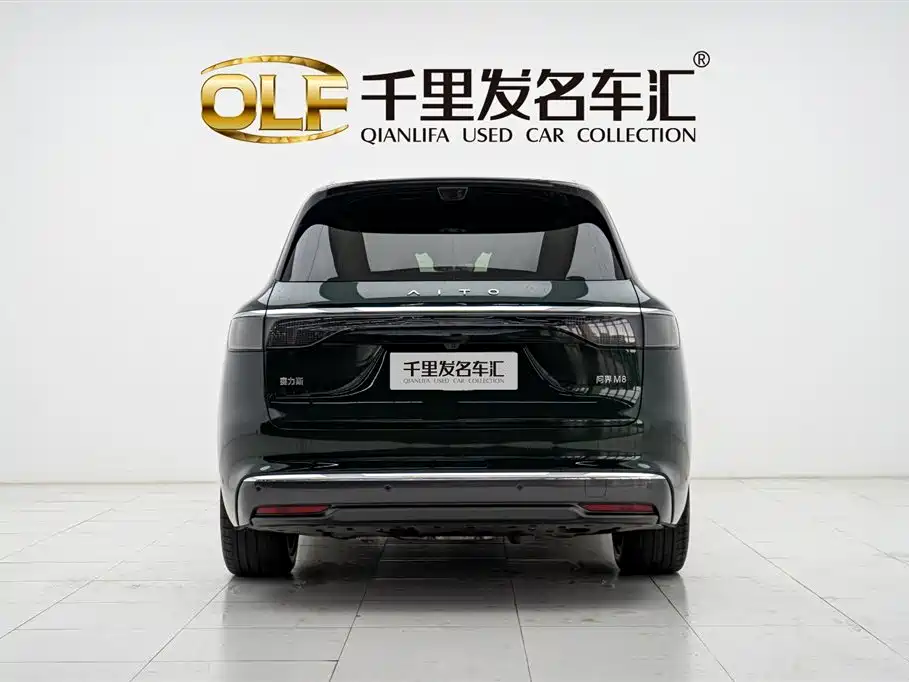 AITO Aito M8 2025 Extended Range Ultra 53.4kWh 6-seat Version (192-line LiDAR) 2025 - thumbnail 5