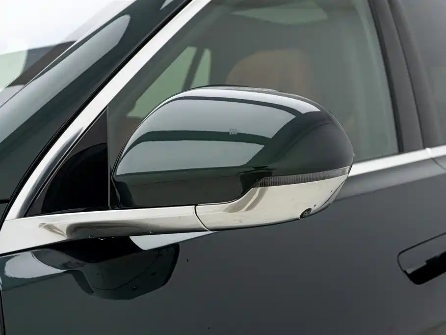AITO Aito M8 2025 Extended Range Ultra 53.4kWh 6-seat Version (192-line LiDAR) 2025 - thumbnail 12