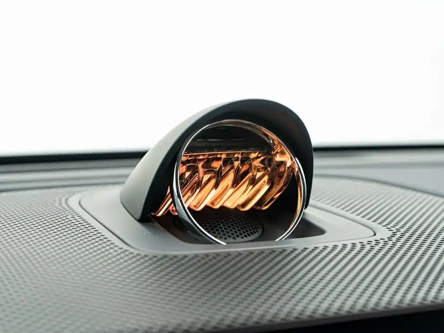 AITO Aito M8 2025 Extended Range Ultra 53.4kWh 6-seat Version (192-line LiDAR) 2025 - thumbnail 20