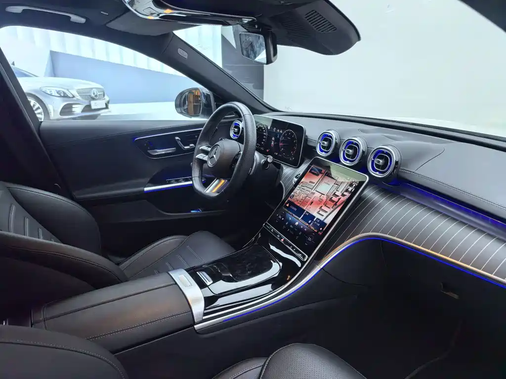 Mercedes-Benz Mercedes-Benz C-Class 2025 C 260 L Night Sport Edition 2024 - thumbnail 10