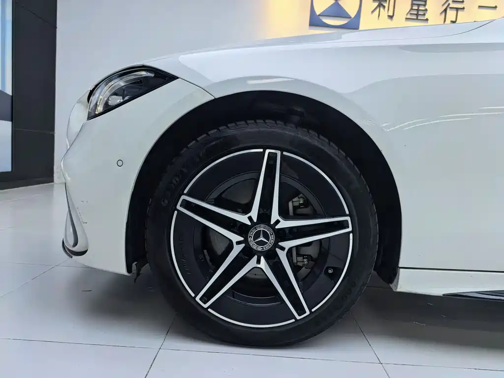 Mercedes-Benz Mercedes-Benz C-Class 2025 C 260 L Night Sport Edition 2024 - thumbnail 11