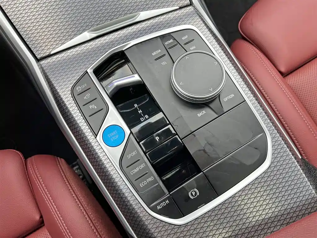 BMW BMW i3 2025 eDrive 40 L Night Sport Package 2024 - thumbnail 19