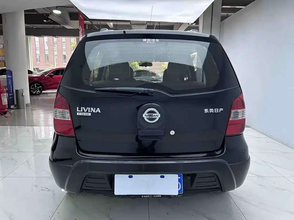 Nissan LIVINA 2010 Model JINGRUI Version 1.6L Automatic Standard Type 2013 - thumbnail 4