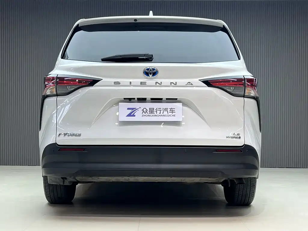 Toyota Toyota Sienna 2023 2.5L Hybrid Comfort Edition 2023 - thumbnail 4