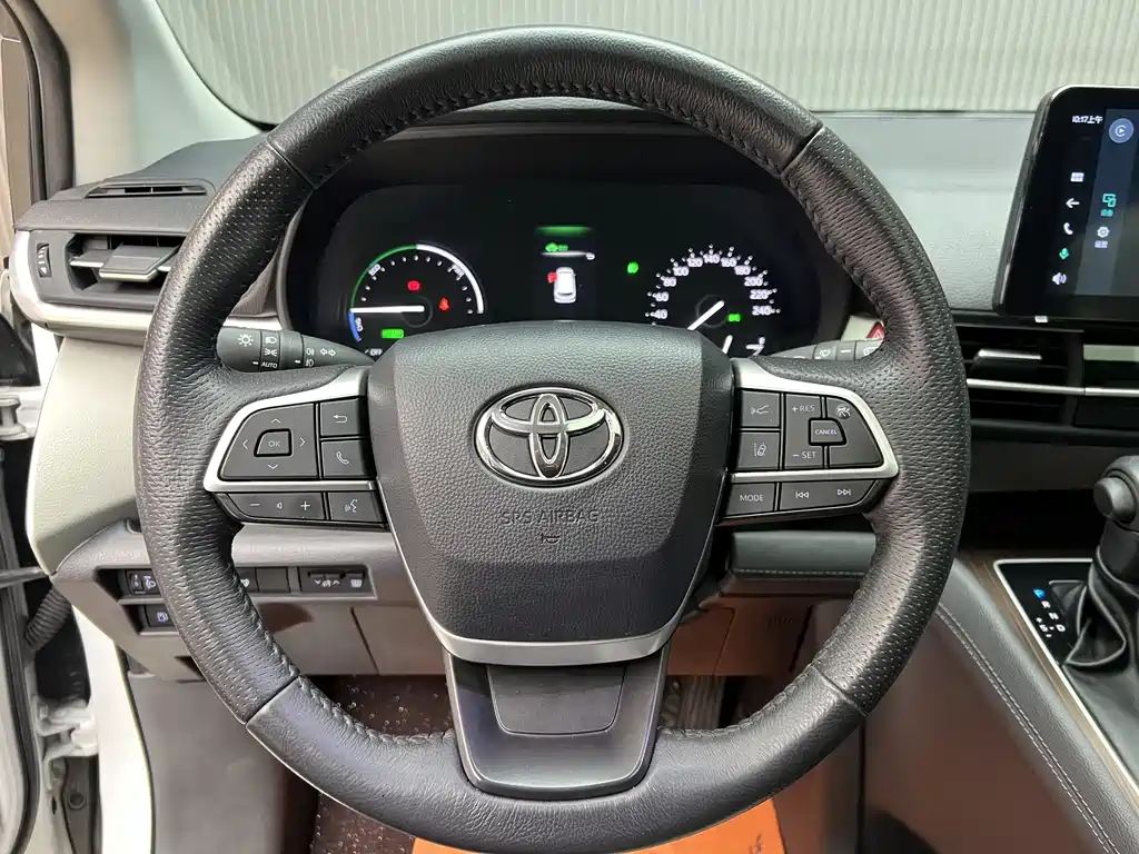 Toyota Toyota Sienna 2023 2.5L Hybrid Comfort Edition 2023 - thumbnail 5