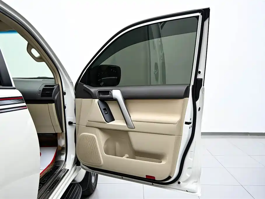 Toyota Toyota Land Cruiser Prado (Imported) 2023 Model 4.0L Middle East Version 2024 - thumbnail 21