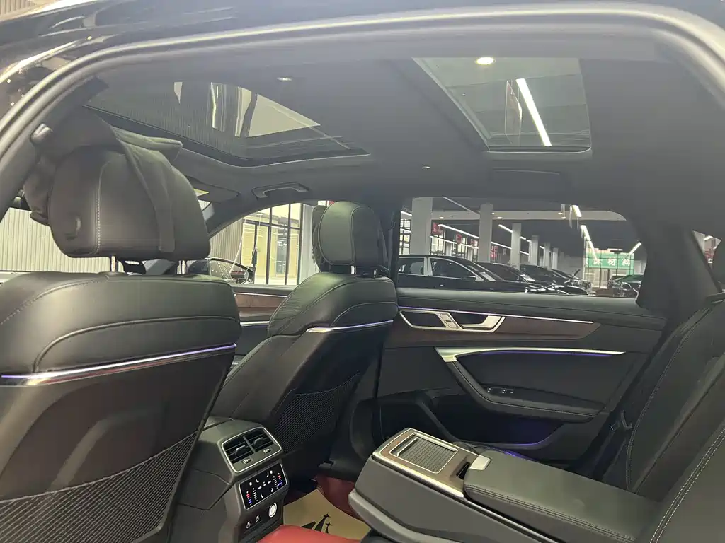 Audi Audi A6L 2023 55 TFSI quattro Premium Dynamic Edition 2023 - thumbnail 4