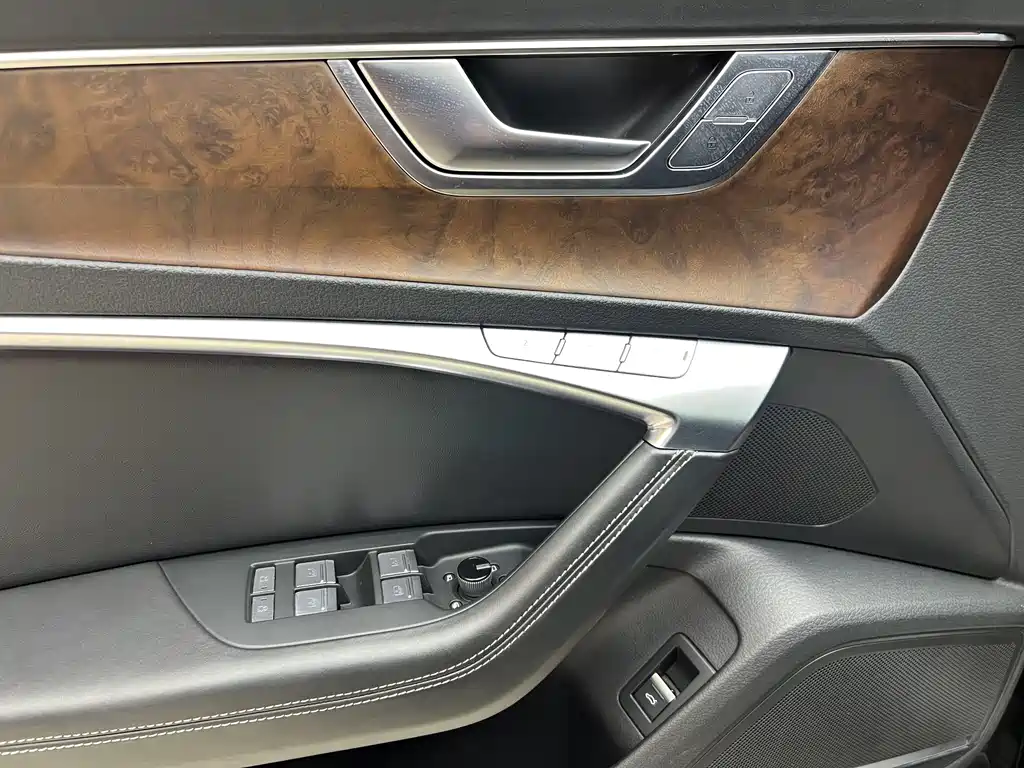 Audi Audi A6L 2023 55 TFSI quattro Premium Dynamic Edition 2023 - thumbnail 9