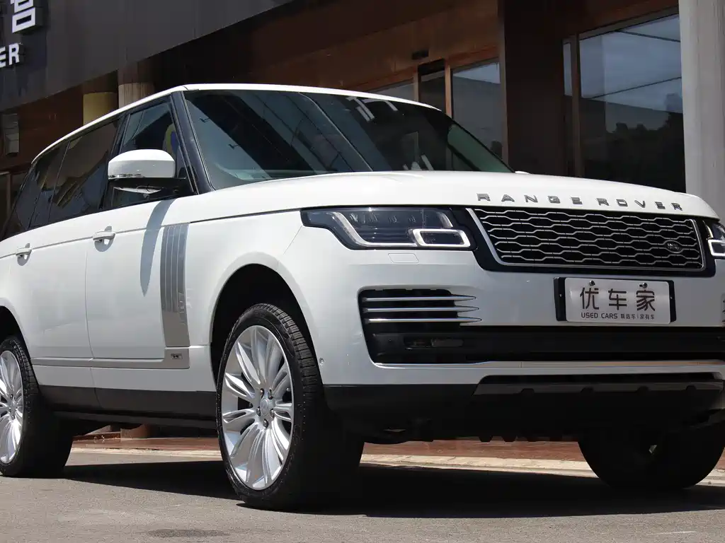 Land Rover Range Rover 2020 3.0 L6 Vogue Autobiography Long Wheelbase 2023 - thumbnail 2