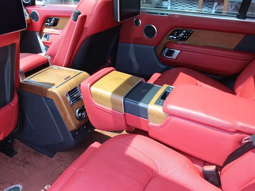 Land Rover Range Rover 2020 3.0 L6 Vogue Autobiography Long Wheelbase 2023 - thumbnail 9
