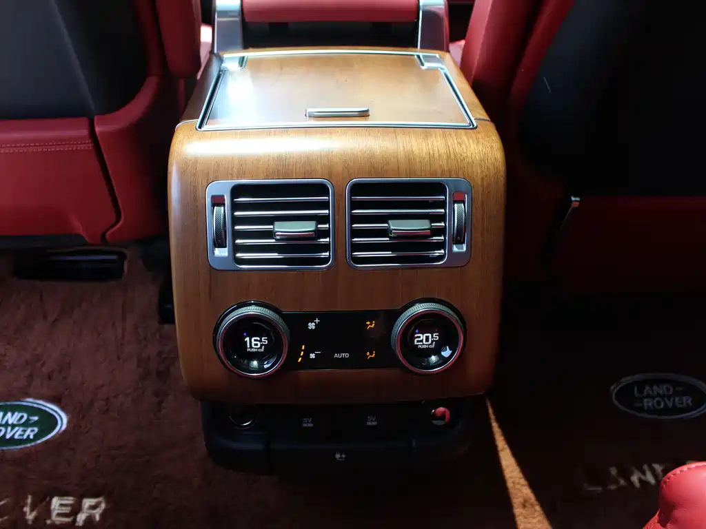 Land Rover Range Rover 2020 3.0 L6 Vogue Autobiography Long Wheelbase 2023 - thumbnail 18